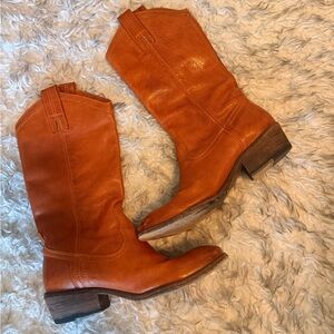 FRYE Leather Carson Cowboy Boots